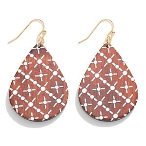 Red Wooden Teardrop Christmas Quilt Pattern Drop Dangle Earrings